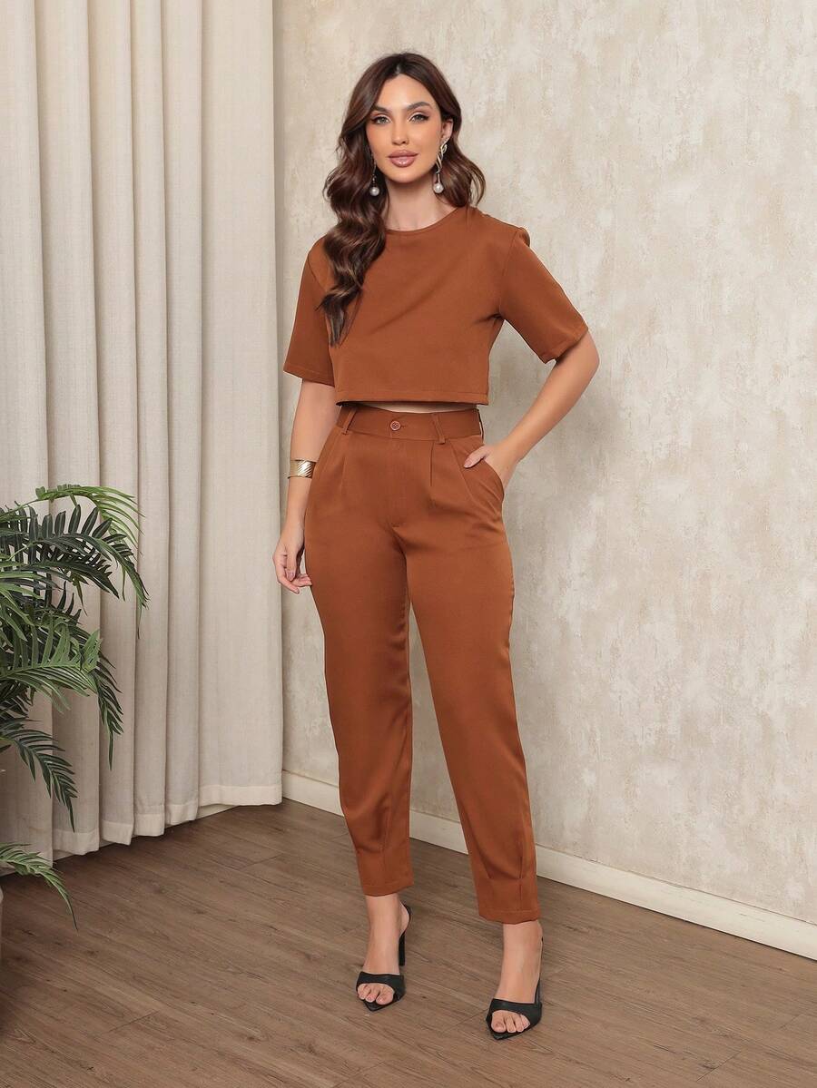 Conjunto Feminino de Alfaitaria