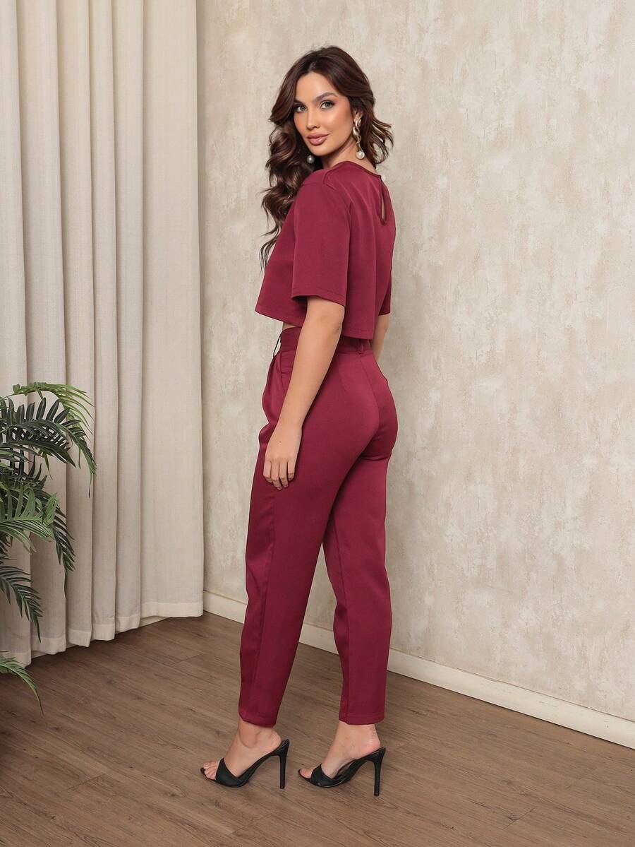 Conjunto Feminino de Alfaitaria