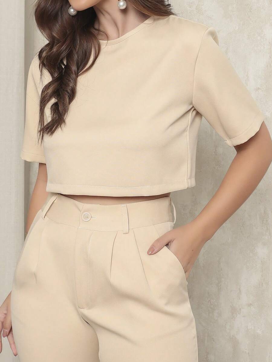 Conjunto Feminino de Alfaitaria